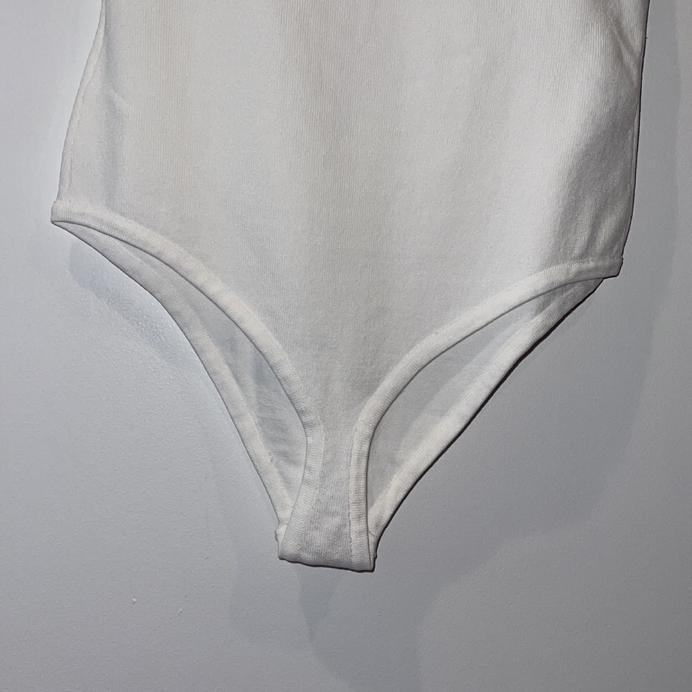 NWT Central Park West Ruffle Body Suit - Picture 5 of 6